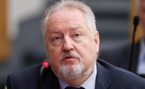 Обухов направил запрос Мишустину по перечню льготных лекарств и получил отказ