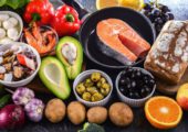 Названы полезные продукты при болях в суставах