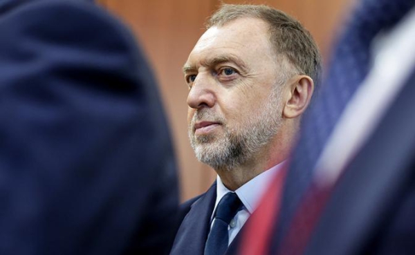 &laquo;Где эти умники?&raquo;: Дерипаска раскритиковал экономический блок российской власти