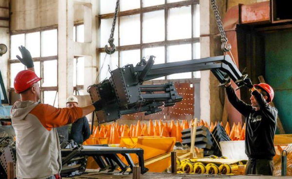 Профессор Катасонов: Сломанный «компас экономики» завел корабль ВВП на скалы Профессор Катасонов: Сломанный «компас экономики» завел корабль ВВП на скалы