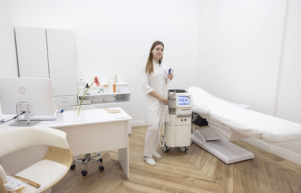 Почему март&nbsp;&mdash; лучшее время начать курс лазерной эпиляции к лету