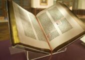 Новый анализ Библии выявил тысячи указаний на божественное авторство
