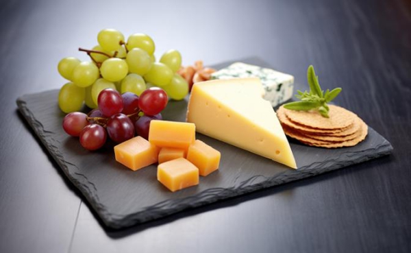 Перечислены продукты, которые превращают живот в спасательный круг