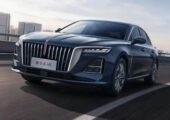 Седан Hongqi H5 и минивэн HQ9 обновились в Китае