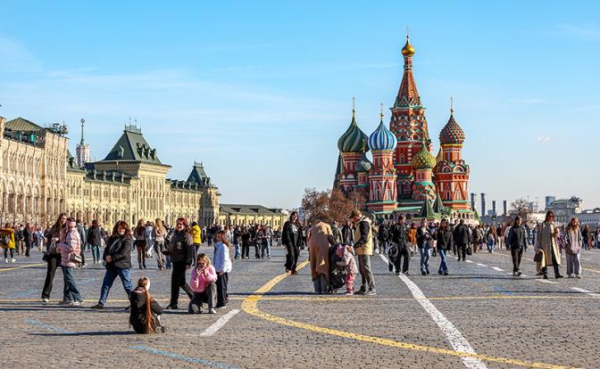 Россия&nbsp;&mdash; страна миллионеров: Новак пытается убедить сограждан, что за три года они стали сильно богаче