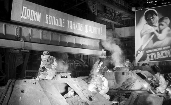 &laquo;Все для фронта!&raquo;: Главный лозунг Великой Отечественной стал жизненно необходимым и в период СВО