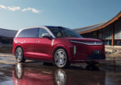 Флагманский кроссовер BYD Datang: богатое оснащение, полный привод и привлекательные цены