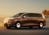 Роскошный минивэн Maextro V800 от JAC и Huawei: официальные кадры