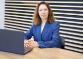 Анна Волкова: «Английский начинает работать на доход только в практике»