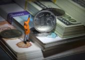 Сергей Гордеев: К концу года губернаторы, привыкшие жить на широкую ногу, будут в шоке
