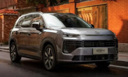 Новый GAC Trumpchi GS4 выходит на рынок Китая