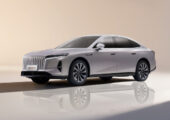 Седан Hongqi H7 нового поколения приготовился к старту продаж, есть полный привод