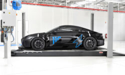 Бензиновый Alpine A110 снят с производства, на смену идёт преемник на новой платформе
