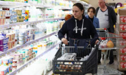 Отравленные города: где в России самые опасные продукты