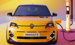 Обновленный Renault 5 E-Tech electric станет мощнее в базовой версии