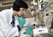 Коронавирус оставил след в поколениях: тяжёлая инфекция сказалась на генетике