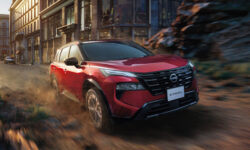 Nissan X-Trail получил несколько скромных обновок на домашнем рынке