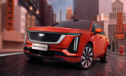 Cadillac XT5 второго поколения: новая начинка, другой дизайн, автопилот и кое-что ещё