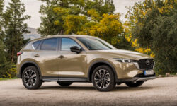 Авторынок РФ в августе: общий минус, плюсы Mazda и Toyota, а в ТОП-10 моделей снова вошёл CX-5