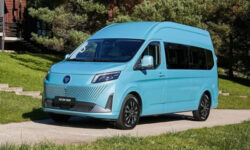 Показан микроавтобус Foton View для России