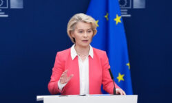 «Сдавайте валюту!»: Урсула решила пошарить в кубышках евро-бюргеров — но пугает заморозкой вкладов россиян