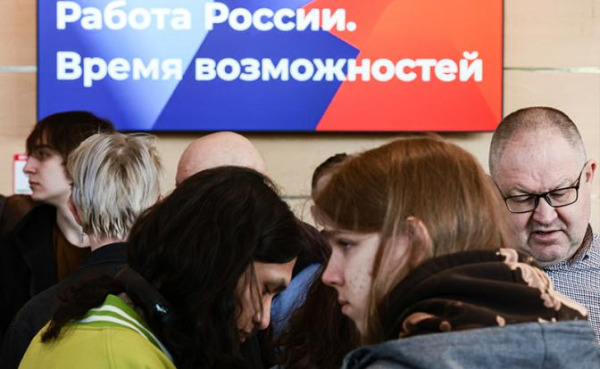 &laquo;Синих воротничков&raquo; не хватает, гуманитариев&nbsp;&mdash; избыток: Когда изменится тенденция