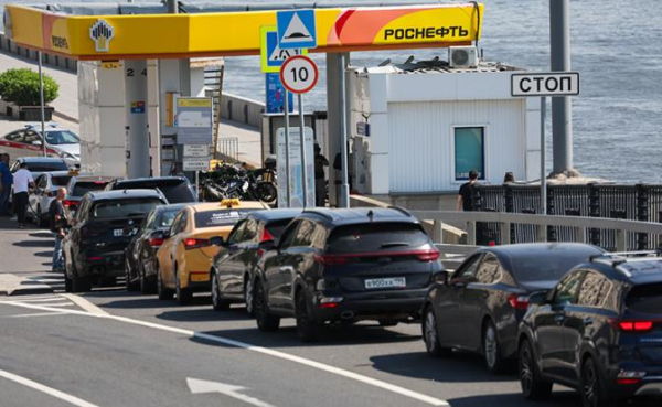 Топливный кризис: Официальные &laquo;Ура!&raquo; никак не соотносятся с печальной реальностью