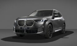Обновки для BMW X3 M50 xDrive: больше мощности и пакет Black Package