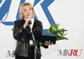 «Я никуда не уходила»: Александра Захарова о Ленкоме