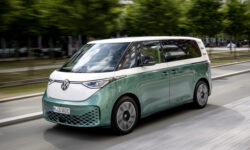 Volkswagen готовит преемника провалившемуся на рынке электровэну ID. Buzz