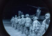 Войска США уничтожили рептилий-пришельцев возле Зоны 51