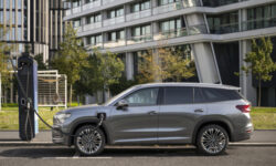 Skoda Kodiaq: мощный гибрид и возвращение Laurin & Klement