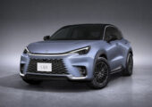 Кроссовер Lexus LBX получил несколько обновок на домашнем рынке