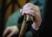 Старение связали с медицинскими проблемами