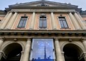 Нобелевскую премию по литературе присудили фаворитке прогнозов