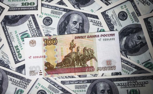 Экономист прокомментировал заявление Грефа о равновесном курсе рубля