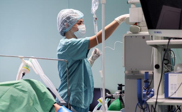 «Крепостное право» для медиков — не вариант, надо в придачу давать жилье и двойной оклад «Крепостное право» для медиков — не вариант, надо в придачу давать жилье и двойной оклад