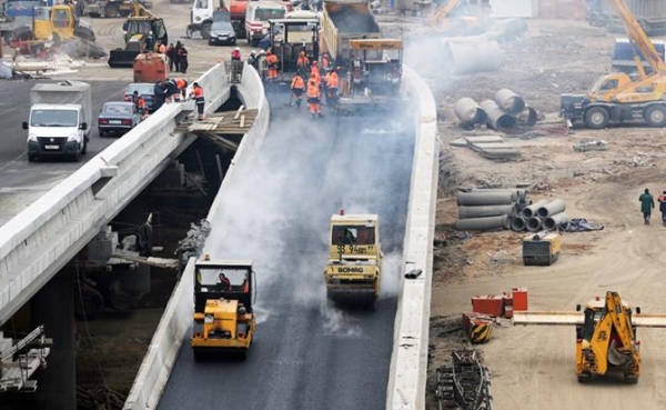 Нацпроект «Пути-дороги»: о твердом покрытии приходится мечтать даже в центре России Нацпроект «Пути-дороги»: о твердом покрытии приходится мечтать даже в центре России