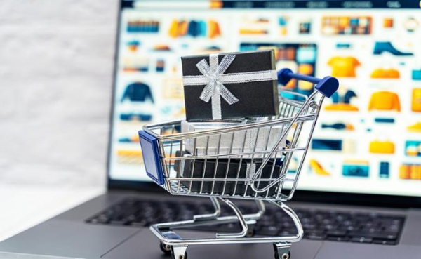 Откусит&nbsp;ли Греф кусок пирога у маркетплейсов&nbsp;&mdash; или стороны сумеют договориться, не разоряя покупателей