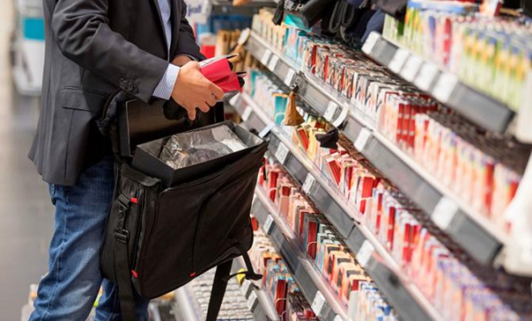 Война в магазинах: финны крадут продукты от ненависти к России